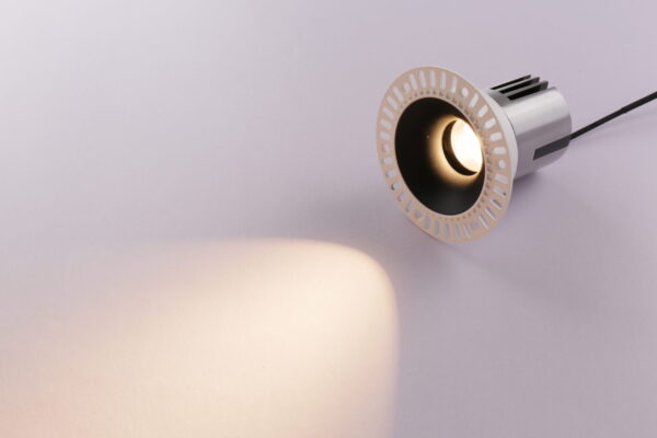 GE-M3096Y-10W-75-L - Image 4
