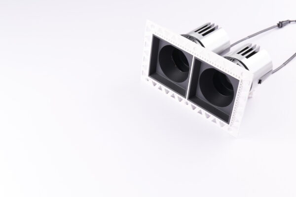 GE-M3096C-2x10W-75-L - Image 2